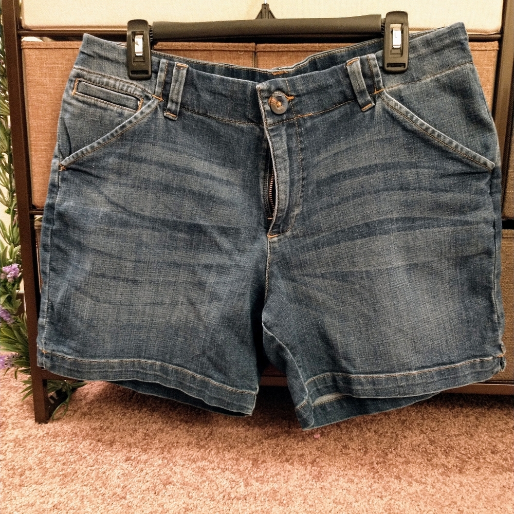 Women's Lee Shorts size 14
